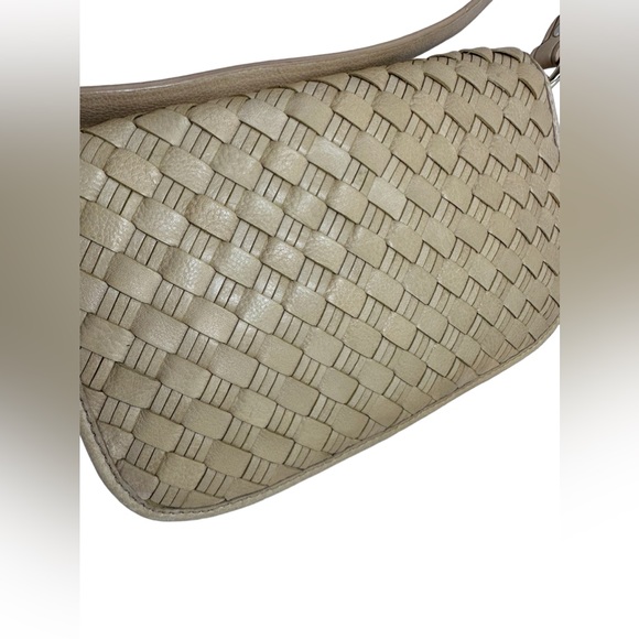 Vintage COLE HAAN beige leather woven shoulder bag crossbody - Picture 6 of 13